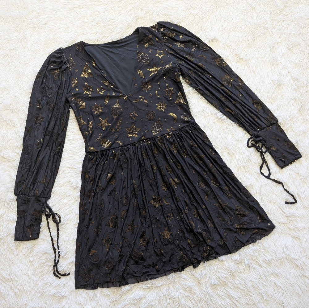 NWT Blackmilk Gold Burned Velvet Goth Christmas Baubles Dress Size Medium - Picture 4 of 16